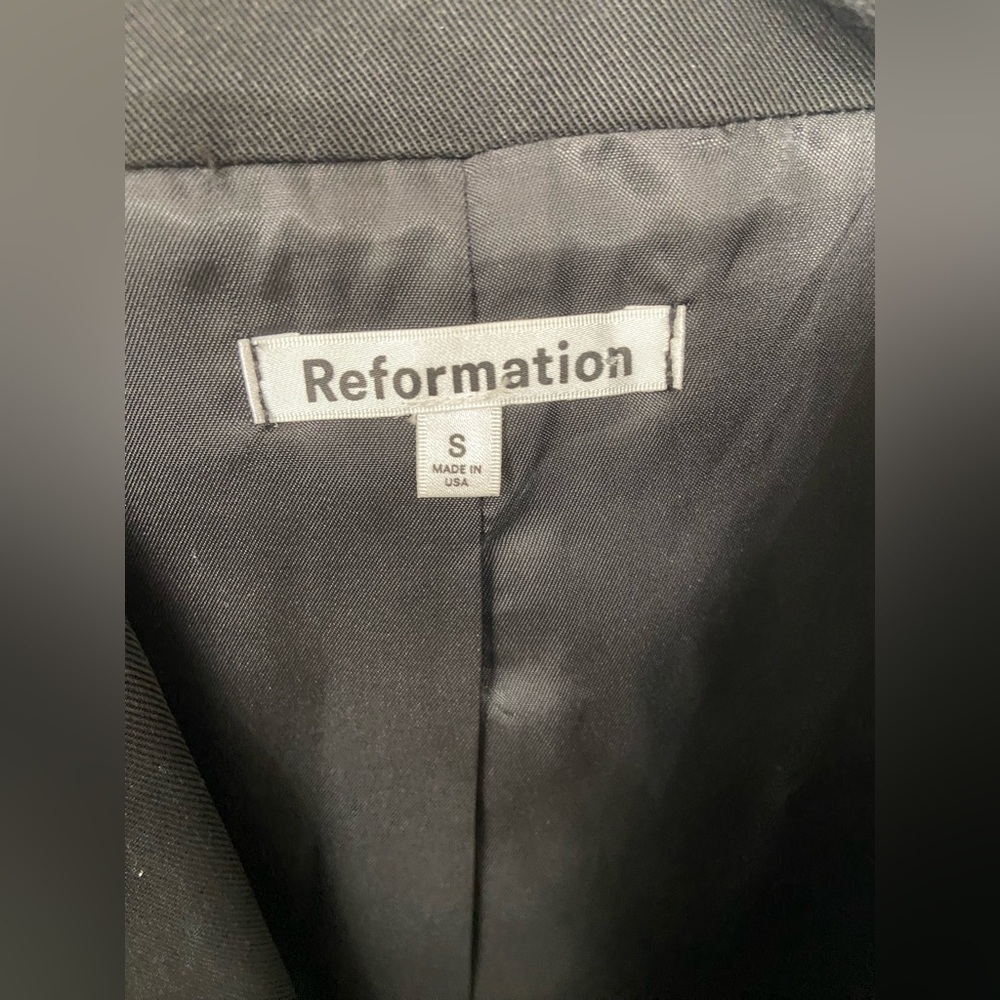 NEW Reformation Billie Sleeveless Vest Black Size Small - Picture 6 of 9